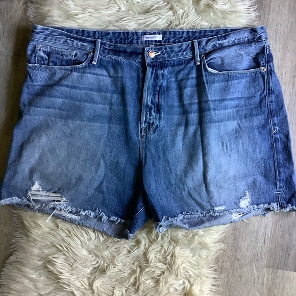 Good American Plus Size The Bombshell Short high rise ripped jean shorts 24 - Picture 1 of 9